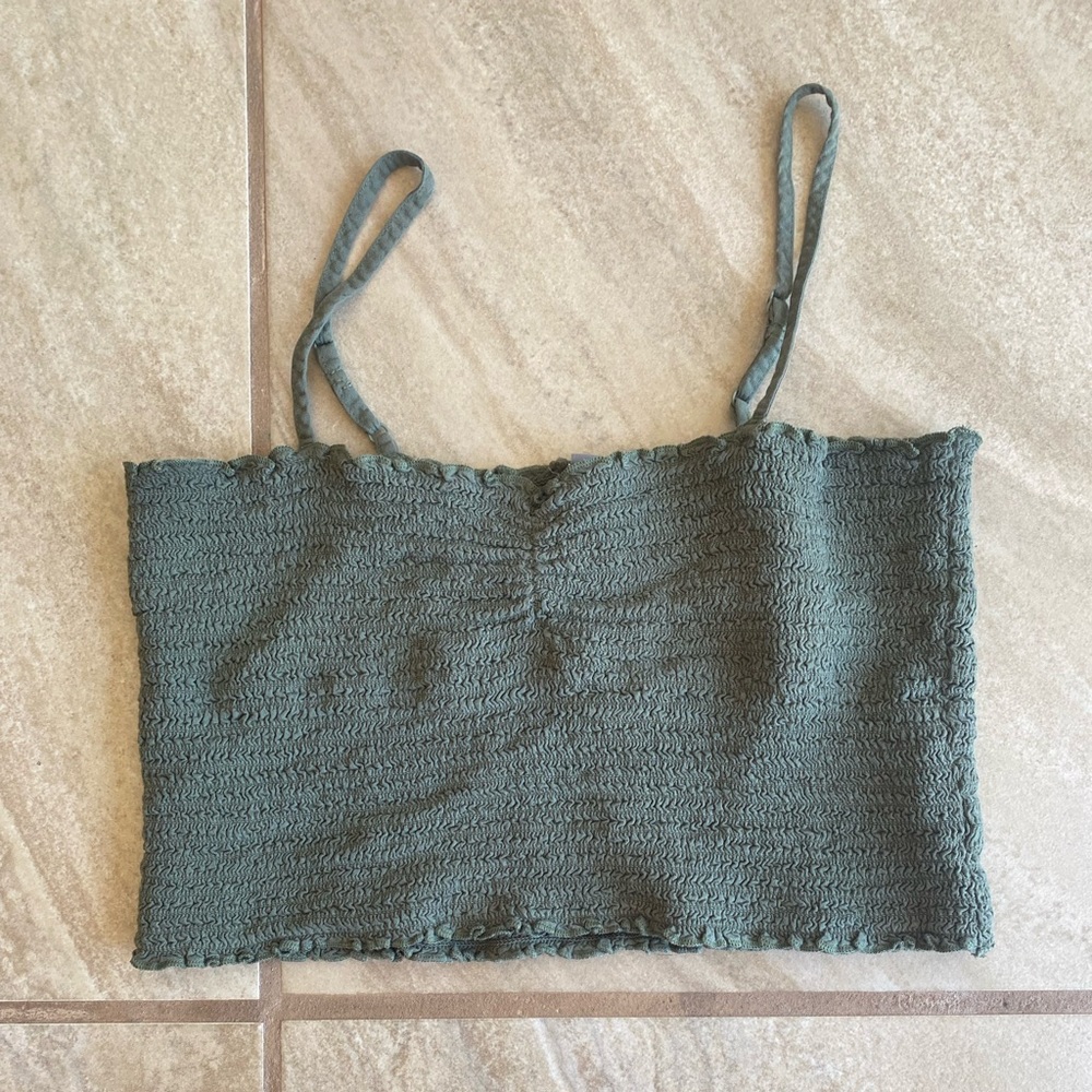 Green cropped tank top.